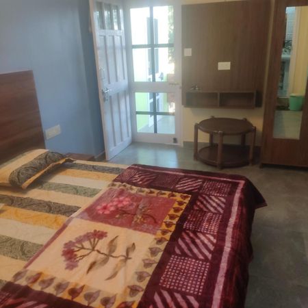 Tree Valley Homestay Chail Bagian luar foto