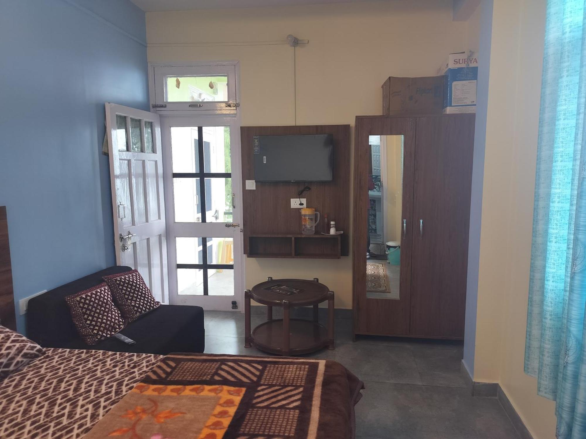 Tree Valley Homestay Chail Bagian luar foto
